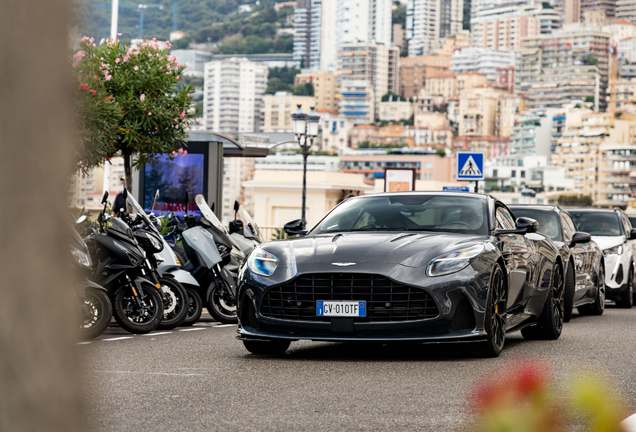 Aston Martin DB12