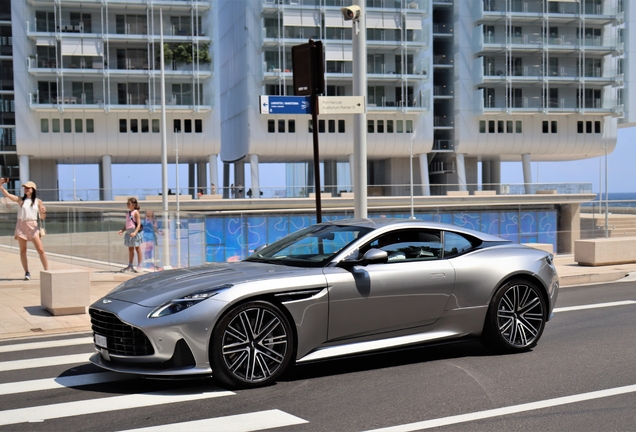 Aston Martin DB12