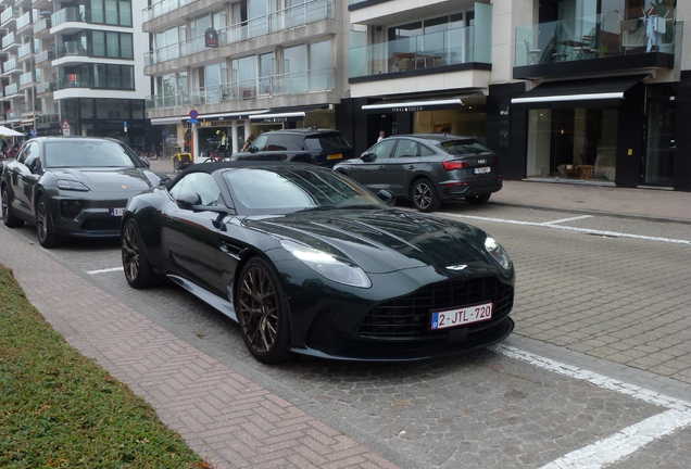 Aston Martin DB12 Volante