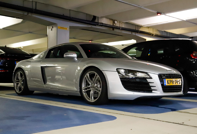 Audi R8