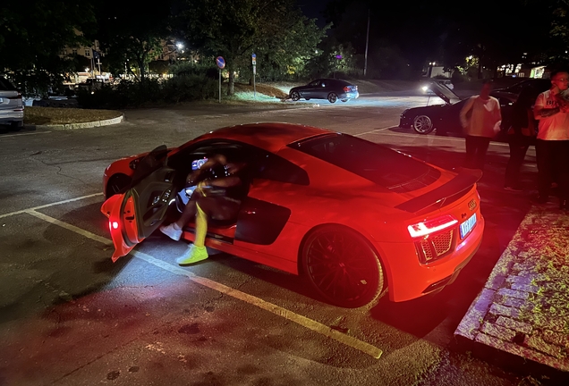 Audi R8 V10 Plus 2015