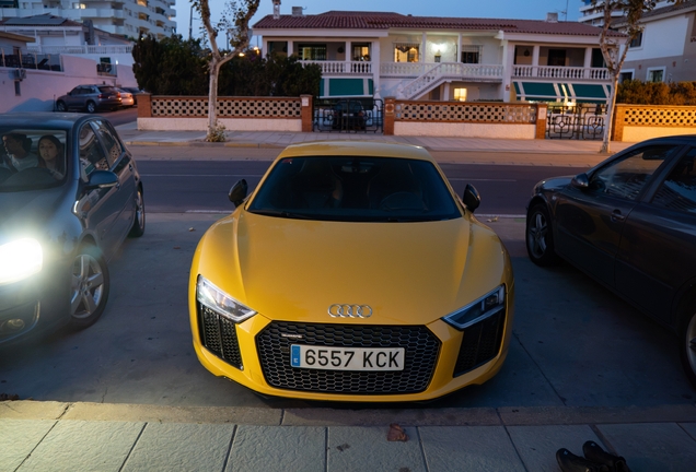 Audi R8 V10 Plus 2015