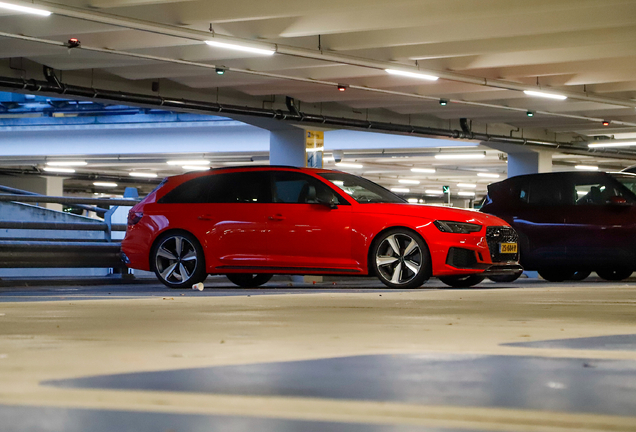 Audi RS4 Avant B9