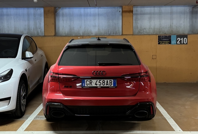 Audi RS6 Avant C8