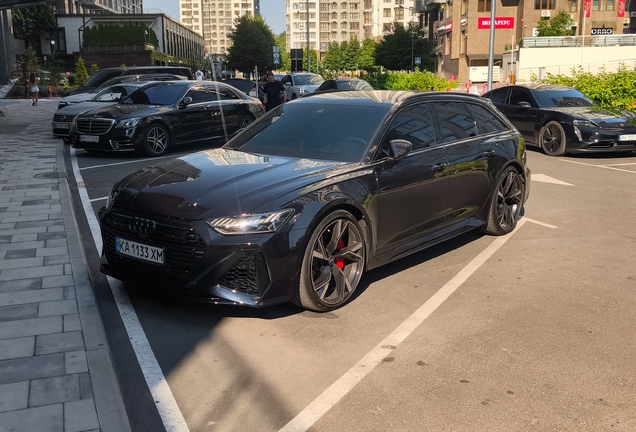 Audi RS6 Avant C8