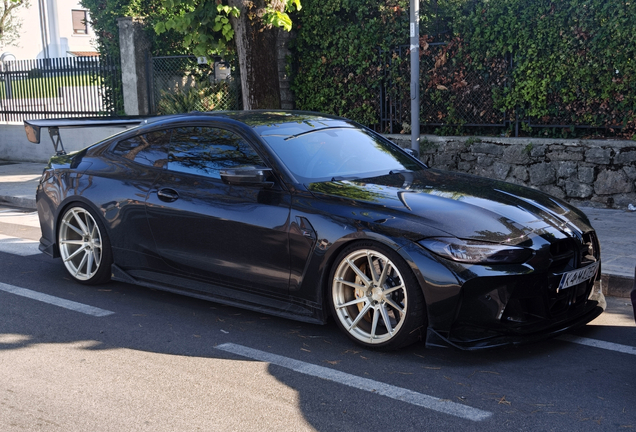 BMW M4 G82 Coupé Competition Maxton Design