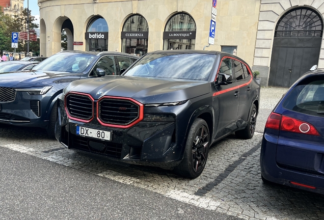 BMW XM G09 Label Red