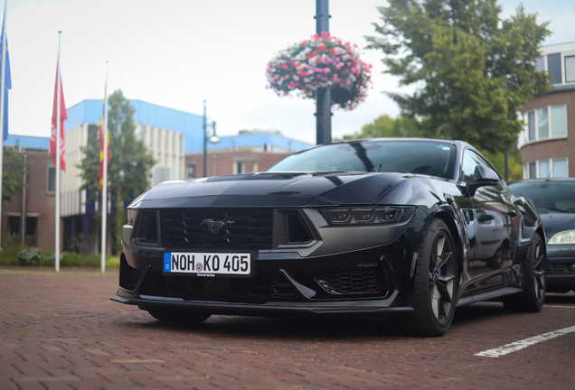 Ford Mustang Dark Horse 2024