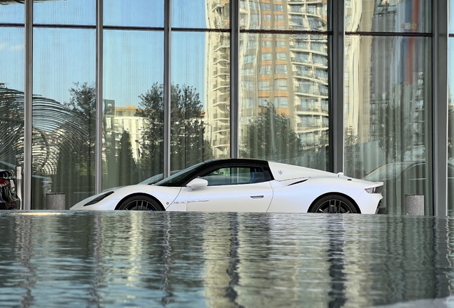 Maserati MC20