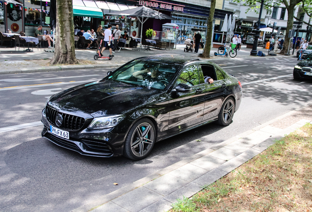 Mercedes-AMG C 63 S W205 2018