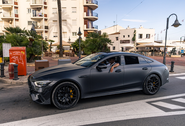 Mercedes-AMG GT 63 S X290