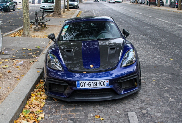 Porsche 718 Cayman GT4 RS Weissach Package