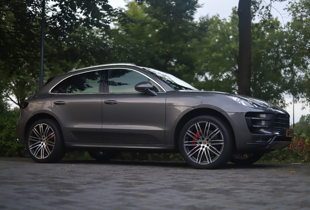 Porsche 95B Macan Turbo MkI