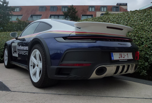 Porsche 992 Dakar