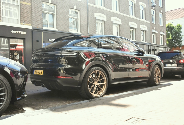 Porsche Cayenne Coupé Turbo E-Hybrid