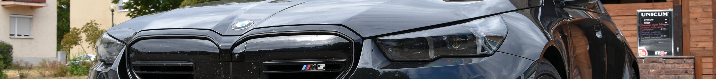 BMW M5 G90
