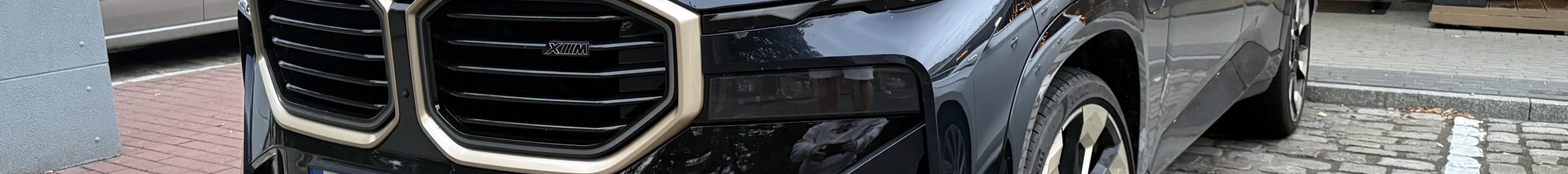 BMW XM G09