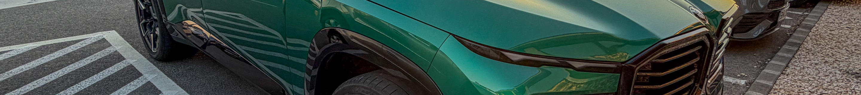 BMW XM G09