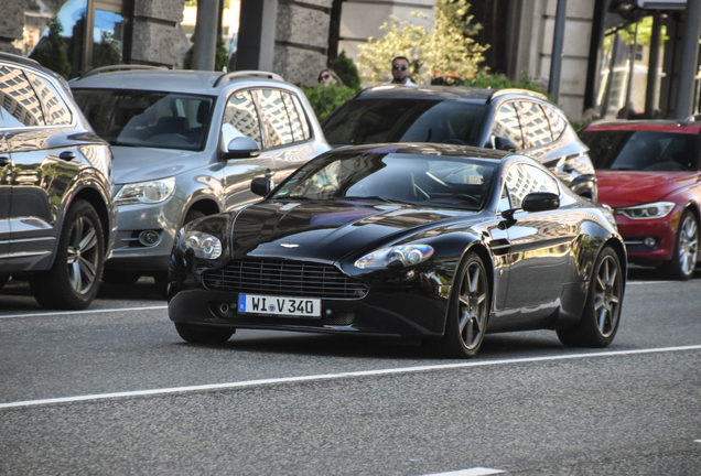 Aston Martin V8 Vantage