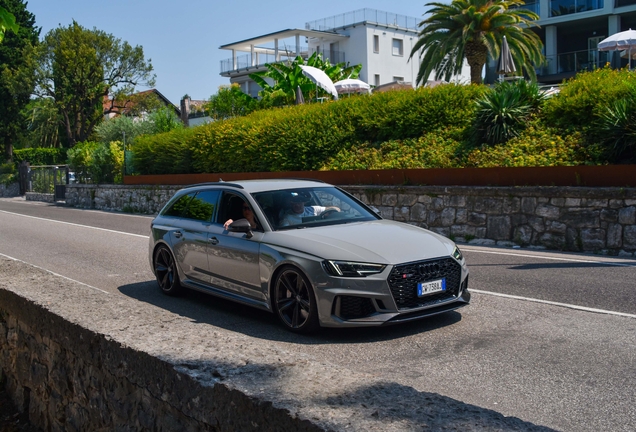 Audi RS4 Avant B9