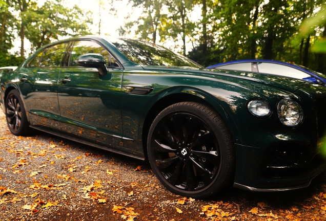 Bentley Flying Spur V8 2021