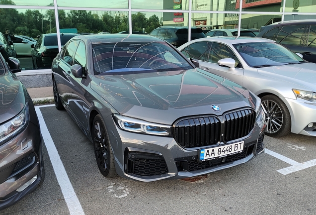 BMW M760Li xDrive 2019