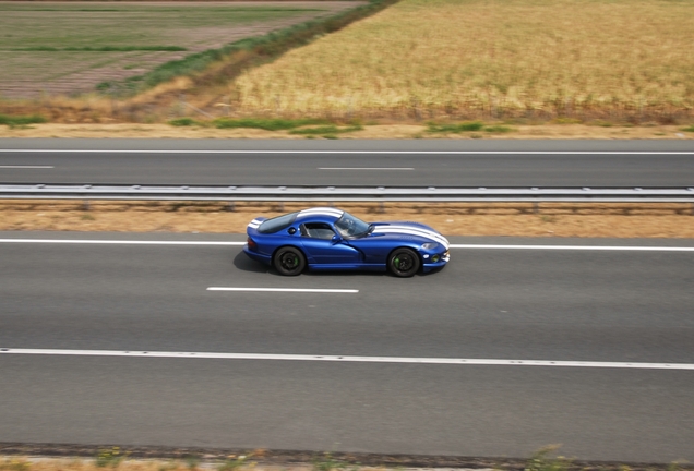 Chrysler Viper GTS