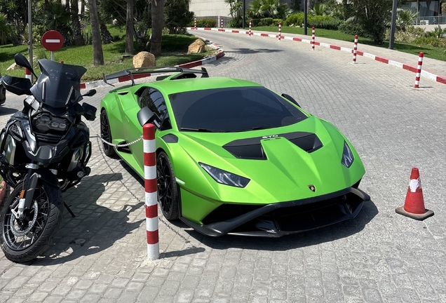 Lamborghini Huracán LP640-2 STO