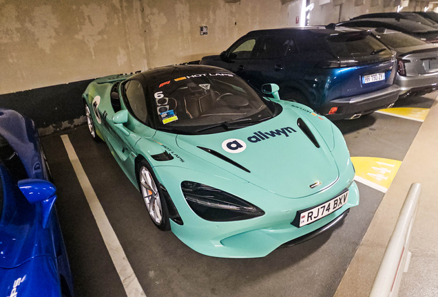 McLaren 750s
