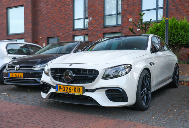 Mercedes-AMG E 63 S W213