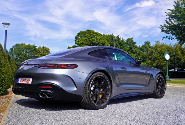 Mercedes-AMG GT 63 C192