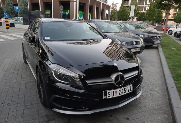 Mercedes-Benz A 45 AMG