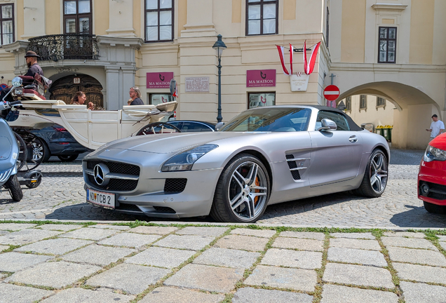 Mercedes-Benz SLS AMG Roadster
