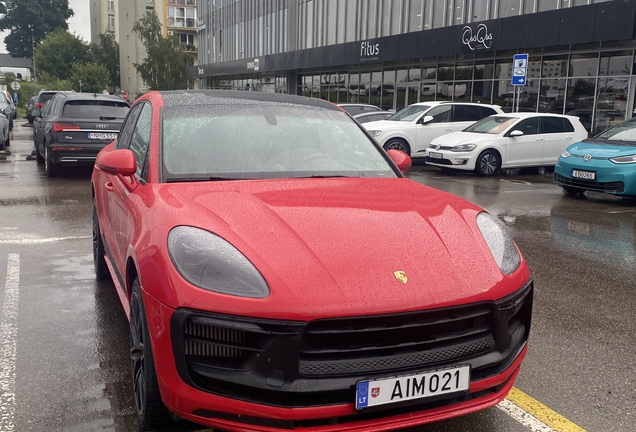 Porsche 95B Macan GTS MkII