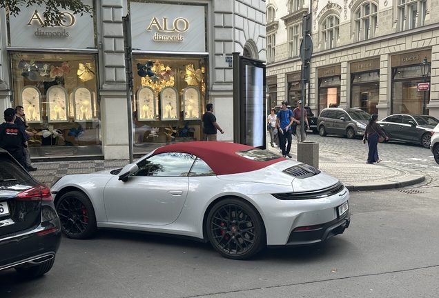 Porsche 992 Carrera 4 GTS Cabriolet MkI