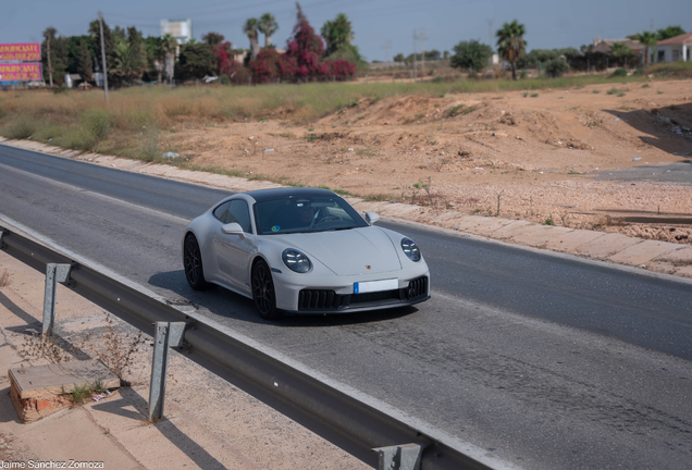 Porsche 992 Carrera 4 GTS MkII