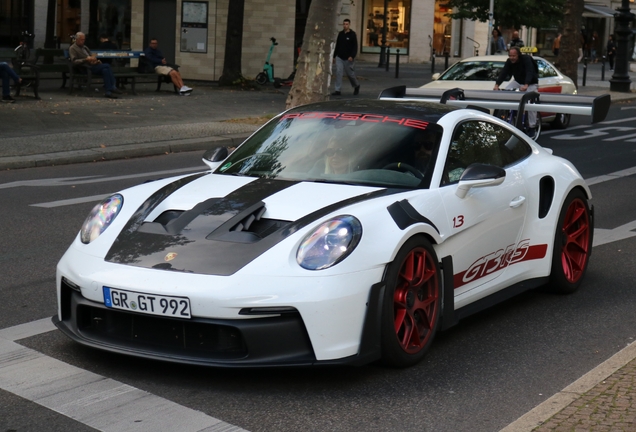 Porsche 992 GT3 RS MkI Weissach Package