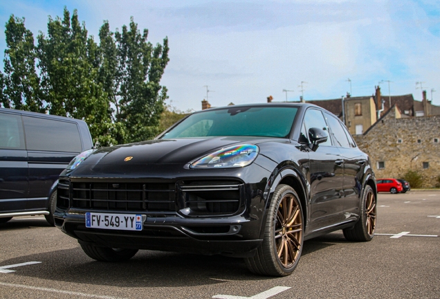 Porsche Cayenne Turbo S E-Hybrid