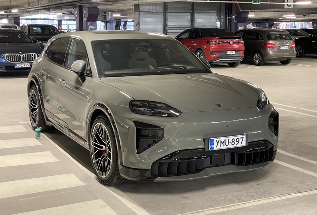 Porsche Cayenne Turbo Electric