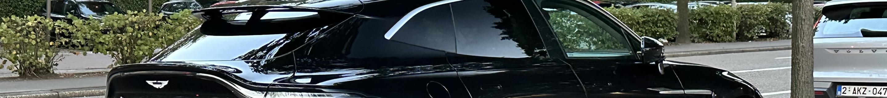 Aston Martin DBX