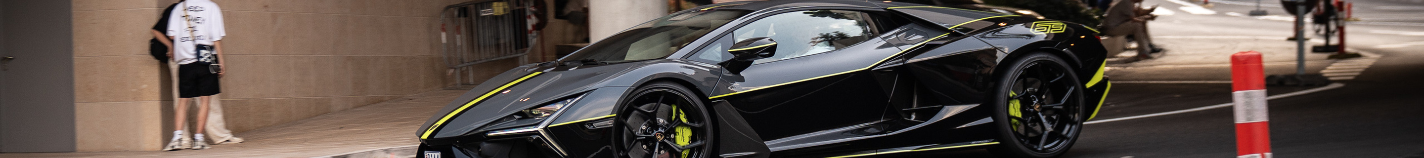 Lamborghini Revuelto