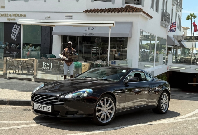Aston Martin DB9