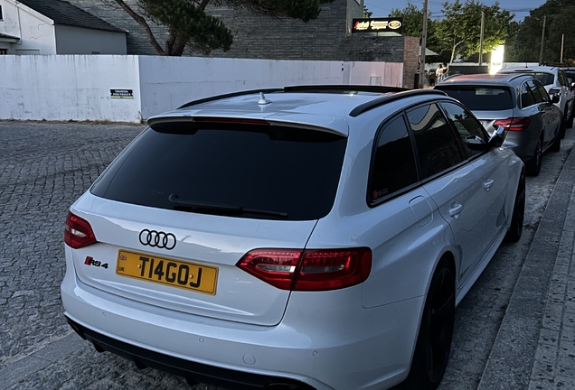 Audi RS4 Avant B8