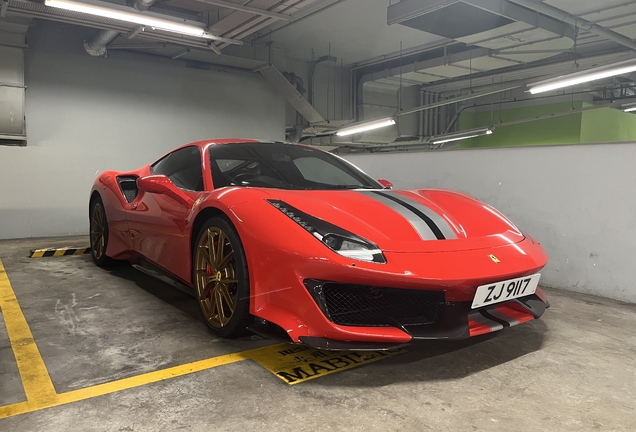 Ferrari 488 Pista