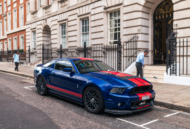 Ford Mustang Shelby GT500 2013