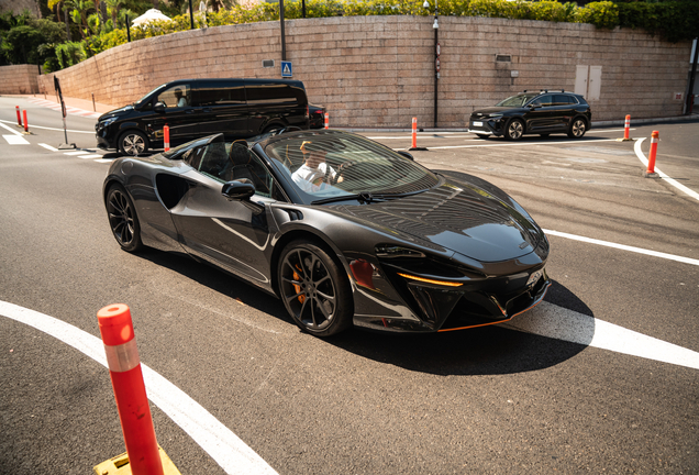 McLaren Artura Spider
