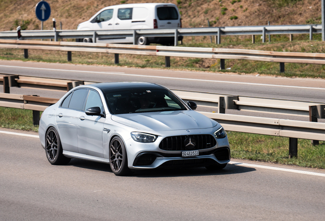 Mercedes-AMG E 63 S W213 2021
