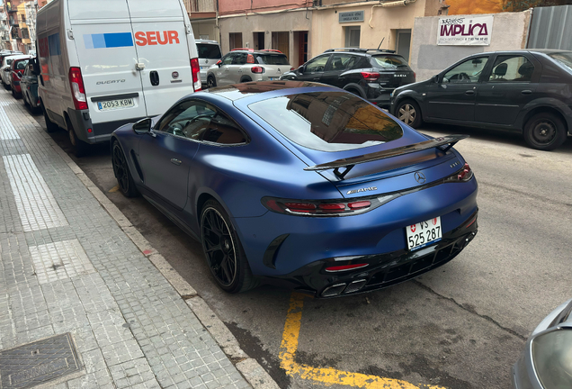 Mercedes-AMG GT 63 C192