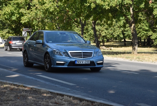 Mercedes-Benz E 63 AMG S212