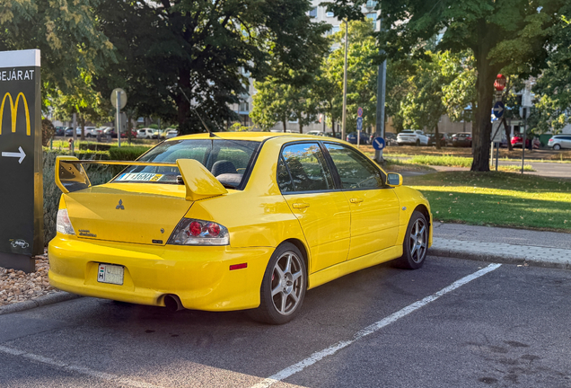 Mitsubishi Lancer Evolution VIII GSR